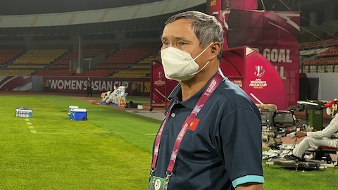 HLV Mai Đức Chung nói gì sau trận hoà Myanmar để giành vé vào tứ kết?